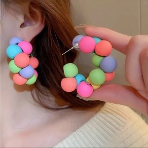 Colour earrings